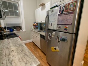 52 Strathmore Rd, Unit 6 in Boston, MA - Building Photo - Building Photo