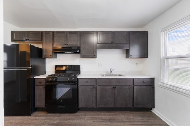 property at 61 Midland Heights Cir