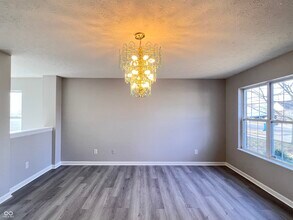 713 Hollowood Ln in Avon, IN - Building Photo - Building Photo