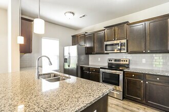 1130 Rankin Oaks St in Charlotte, NC - Building Photo - Building Photo