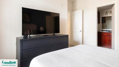 8989 West Rd in Houston, TX - Building Photo - Building Photo