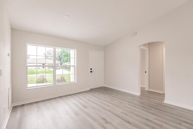 4132 Mermell Cir in North Port, FL - Building Photo - Building Photo
