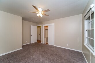 4610 Rutledge Dr NW in Huntsville, AL - Building Photo - Building Photo