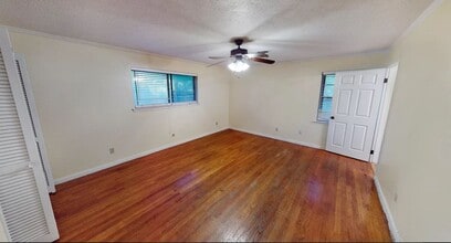 1100 Dominik Dr in College Station, TX - Building Photo - Building Photo