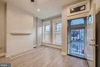 2502 W Baltimore St photo'