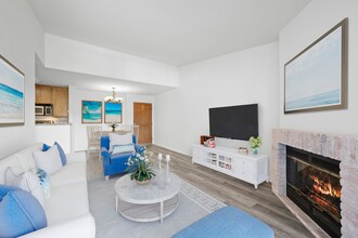 7150 Shoreline Dr in San Diego, CA - Building Photo - Building Photo