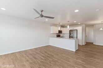 2275 Eversull Ln in North Liberty, IA - Building Photo - Building Photo