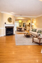 247 Cobblestone Trl, Unit 247 in Avondale Estates, GA - Building Photo - Building Photo