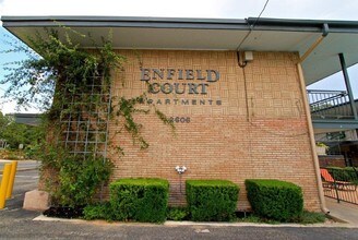 Enfield Court Apartments in Austin, TX - Building Photo - Building Photo