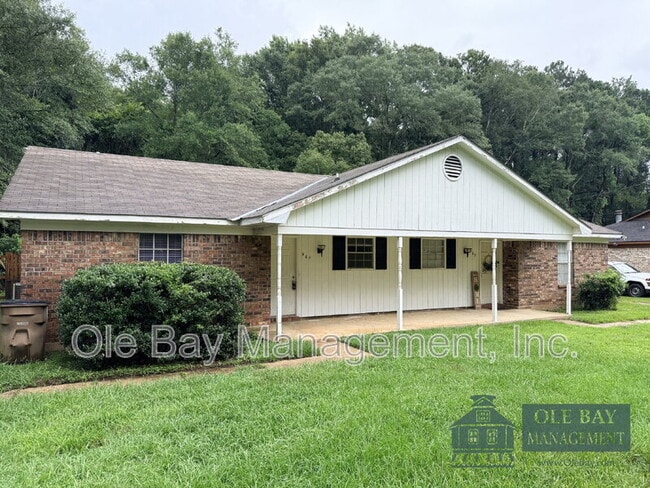 property at 965 Navco Rd