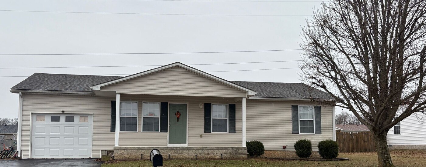 1429 Huron Way in Bowling Green, KY - Building Photo