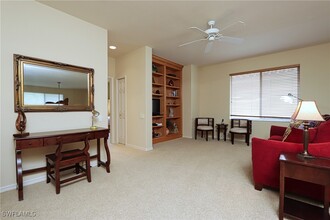 5815 Persimmon Way in Naples, FL - Building Photo - Building Photo