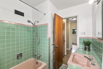 7875 W 23rd Ave in Lakewood, CO - Foto de edificio - Building Photo