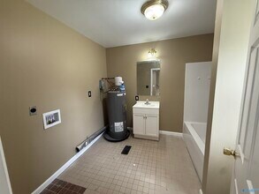 215 Brian Dr in Ardmore, AL - Building Photo - Building Photo