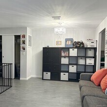 13 Pinebrook Pl in Bay Shore, NY - Building Photo - Building Photo