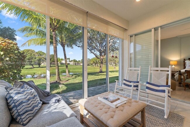 1832 SW Willowbend Ln in Palm City, FL - Foto de edificio - Building Photo