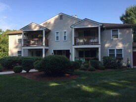 507 Ashmead Cmn, Unit 507 in Enfield, CT - Building Photo