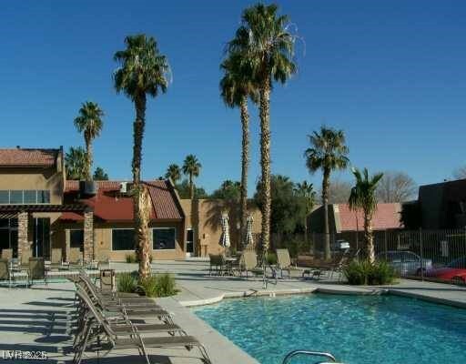5207 Indian River Dr in Las Vegas, NV - Building Photo - Building Photo