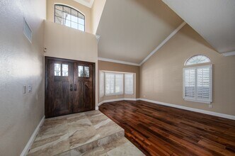 26253 Cresthaven Ct in Loma Linda, CA - Building Photo - Building Photo