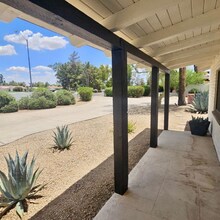12018 N Hayden Rd in Scottsdale, AZ - Building Photo - Building Photo