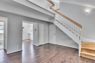 525 Bashford Ln in Alexandria, VA - Building Photo - Building Photo