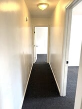 10118 Hall St in Lake City, PA - Foto de edificio - Building Photo