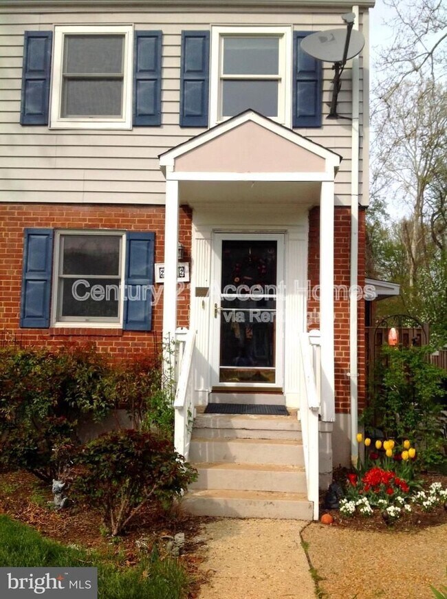 property at 2032 Arlington Terrace