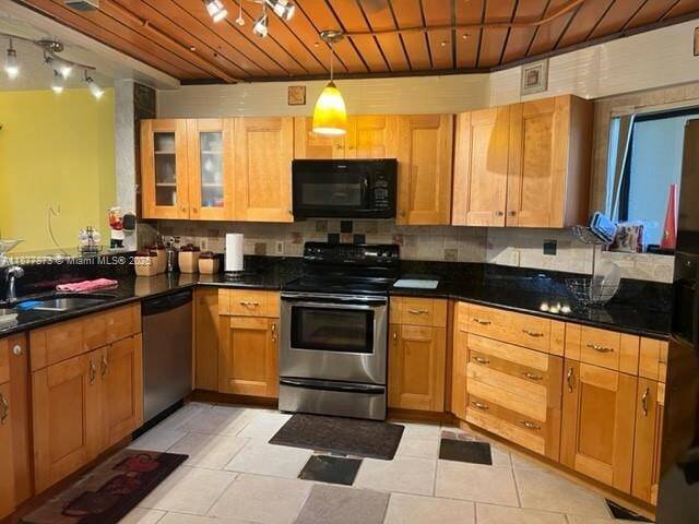 600 Uno Lago Dr, Unit 302 in Juno Beach, FL - Building Photo - Building Photo