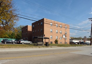 704 51st St NE in Washington, DC - Building Photo - Building Photo