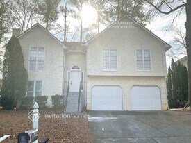 799 Glenspring Dr in Lawrenceville, GA - Building Photo