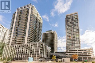 8960 Jane St in Vaughan, ON - Building Photo