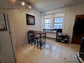 100 Prince St, Unit 4 in Boston, MA - Foto de edificio - Building Photo