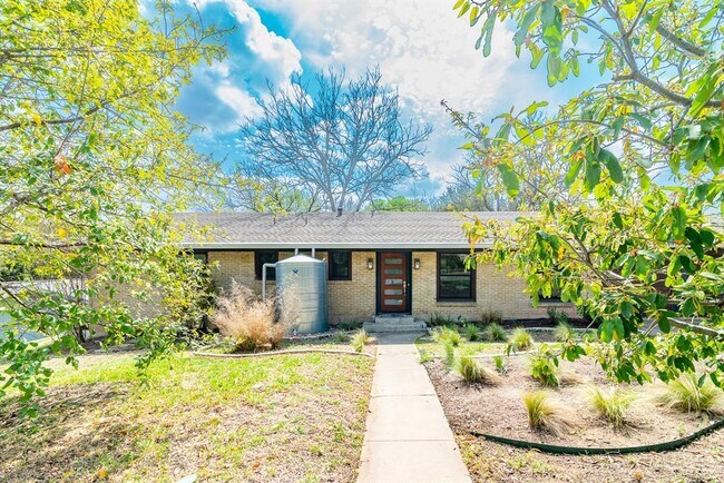 2503 Homedale Dr in Austin, TX - Foto de edificio - Building Photo