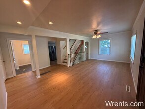 3211 W Wellesley Ave in Spokane, WA - Building Photo - Building Photo