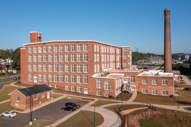 Easley Mill Lofts in Easley, SC - Foto de edificio - Building Photo
