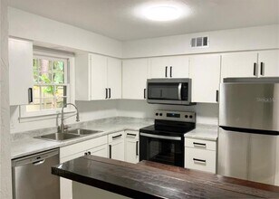 5409 SW 88 Ct in Gainesville, FL - Building Photo - Building Photo