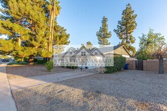 111 E Manhatton Dr in Tempe, AZ - Building Photo - Building Photo