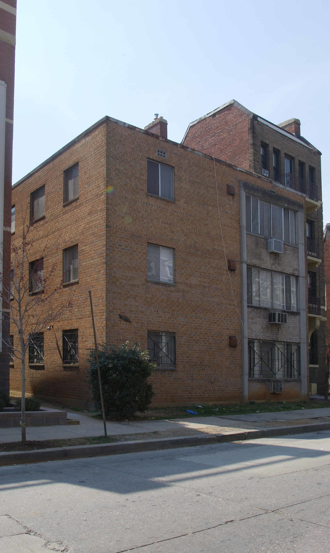 1466 Harvard St NW in Washington, DC - Building Photo - Building Photo