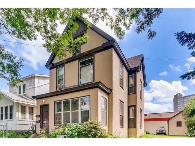 634 19th Ave NE in Minneapolis, MN - Building Photo - Building Photo