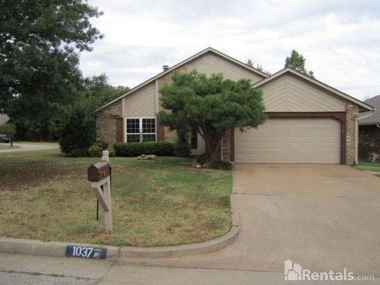 1037 NW 166th St in Edmond, OK - Building Photo