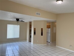 2117 SW Santa Barbara Pl in Cape Coral, FL - Building Photo - Building Photo
