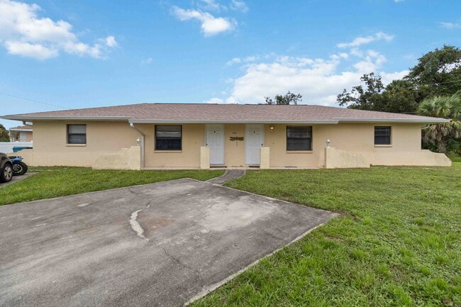 property at 284 Lomond Dr