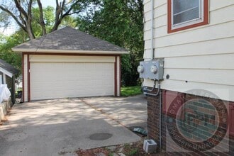 4210 Davenport St in Omaha, NE - Building Photo - Building Photo