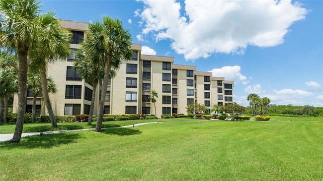 8767 Midnight Pass Rd, Unit 506F in Sarasota, FL - Building Photo - Building Photo