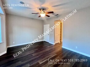 4074 Heritage Ln in Clovis, CA - Building Photo - Building Photo