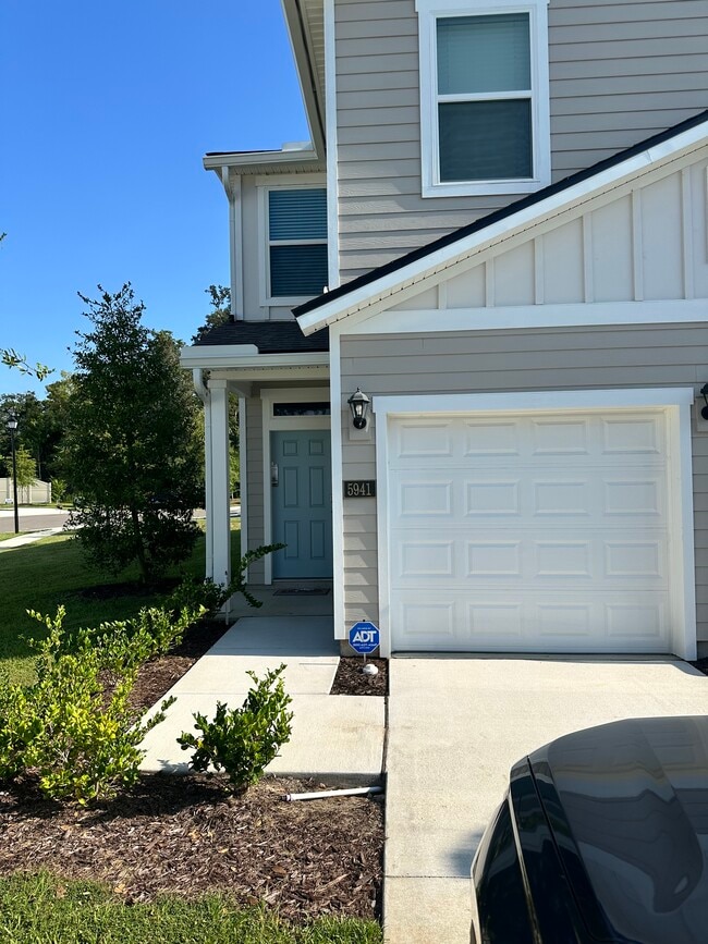 property at 5941 Lake Dr