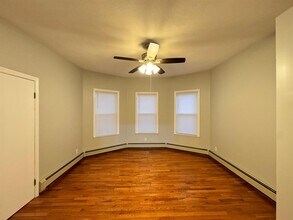 10 Pearl Street Pl, Unit 3 in Somerville, MA - Building Photo - Building Photo