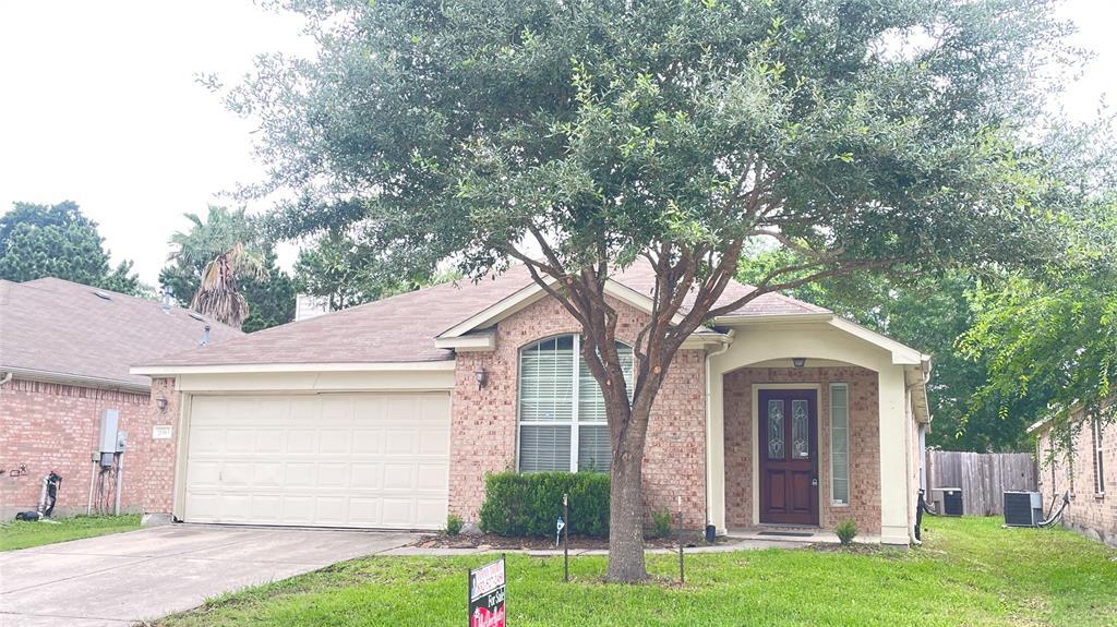 21565 Duke Alexander Dr in Kingwood, TX - Building Photo