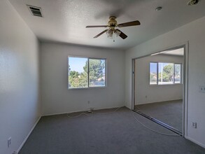 7048 Fremontia Ave in Fontana, CA - Building Photo - Building Photo