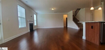 225 Granito Dr in Greer, SC - Foto de edificio - Building Photo